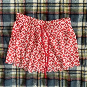 NWOT Scalloped Shorts
